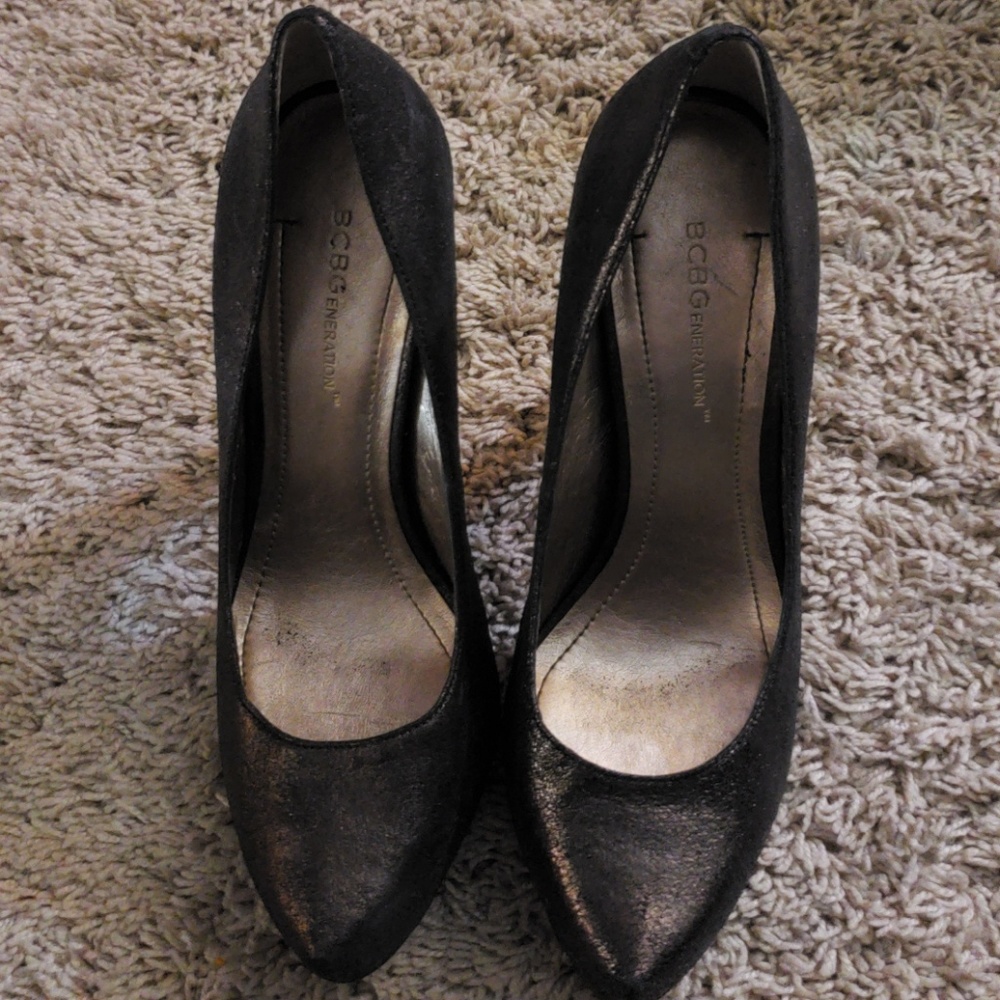 High Heels - Picture 2 of 2